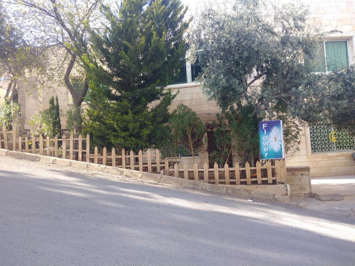 Flower Γέρασα Εξωτερικό φωτογραφία